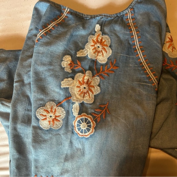 MÜR MÜR XL Chambray Boho Tunic Top Floral Embroidered 3/4 Sleeve Peasant Blouse - Picture 5 of 8